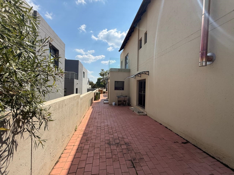 4 Bedroom Property for Sale in Leloko Lifestyle Estate North West